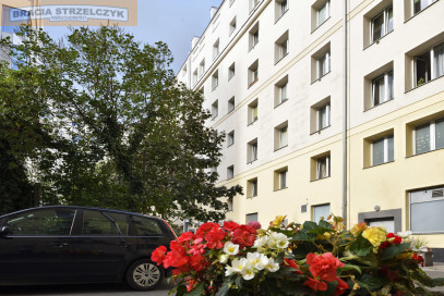 Mieszkanie Sprzedaż  Śródmieście Krucza